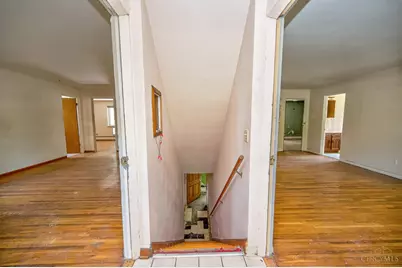 2824 Lafeuille Avenue, Cincinnati, OH 45211 - Photo 5