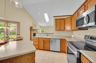 8288 White Hill Ln, West Chester, OH 45069 - Photo 15