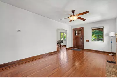 3058 Penrose Place, Cincinnati, OH 45211 - Photo 9