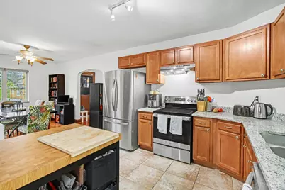3058 Penrose Place, Cincinnati, OH 45211 - Photo 13