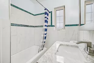 3058 Penrose Pl, Cincinnati, OH 45211 - Photo 17