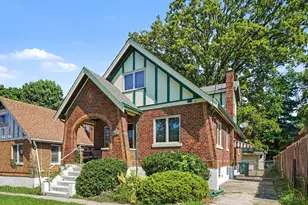 3058 Penrose Pl, Cincinnati, OH 45211 - Photo 5