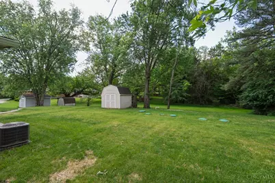 7255 Bridges Road, Anderson Township, OH 45230 - Photo 11