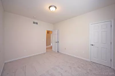 7210 Rolling Oaks Court, Colerain Township, OH 45239 - Photo 23