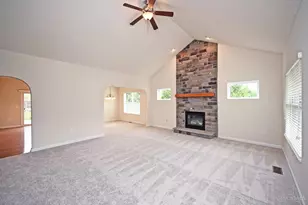 7210 Rolling Oaks Ct, Colerain Township, OH 45239 - Photo 5