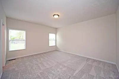 7210 Rolling Oaks Court, Colerain Township, OH 45239 - Photo 17