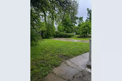 1812 Kinney Avenue, Cincinnati, OH 45207 - Photo 3