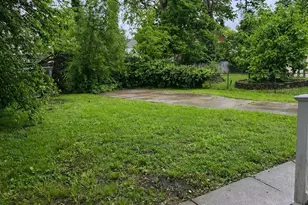 1812 Kinney Ave, Cincinnati, OH 45207 - Photo 3