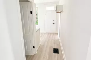 1812 Kinney Ave, Cincinnati, OH 45207 - Photo 11