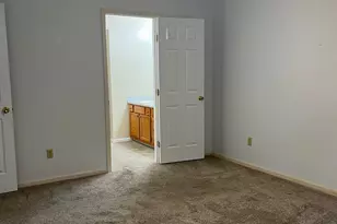 8794 Carrousel Park Cir, Colerain Township, OH 45239 - Photo 23