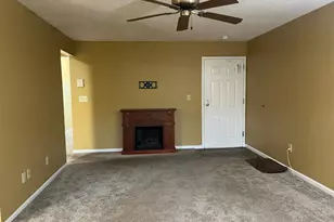 8794 Carrousel Park Cir, Colerain Township, OH 45239 - Photo 7