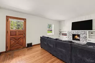 3825 Virginia Ct, Green Township, OH 45248 - Photo 3