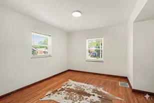 3825 Virginia Ct, Green Township, OH 45248 - Photo 7