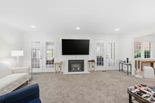 3040 Country Woods Ln, Green Township, OH 45248 - Photo 5