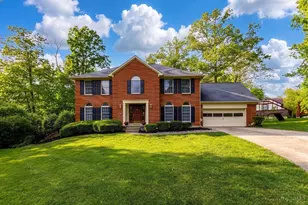 9761 Berry Hill Dr, West Chester, OH 45241 - Photo 3