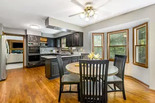 9761 Berry Hill Dr, West Chester, OH 45241 - Photo 11
