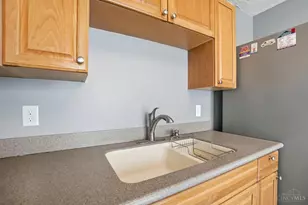 4377 Virginia Ave, Cincinnati, OH 45223 - Photo 19