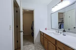 376 Compton Rd, Wyoming, OH 45215 - Photo 71