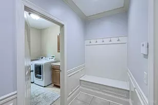 376 Compton Rd, Wyoming, OH 45215 - Photo 55