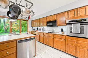 7333 Tarragon Ct, West Chester, OH 45069 - Photo 19