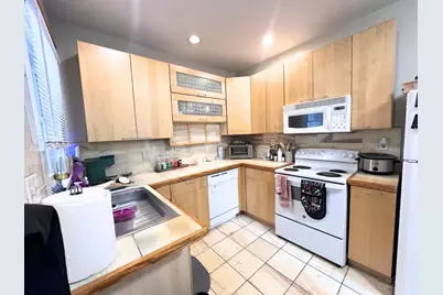 447 Ada Street, Cincinnati, OH 45219 - Photo 5