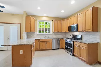 1264 Kables Mill Drive, Sugarcreek Twp, OH 45305 - Photo 7
