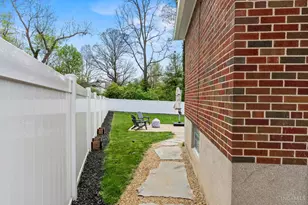 3947 Holman Cir, Silverton, OH 45236 - Photo 55