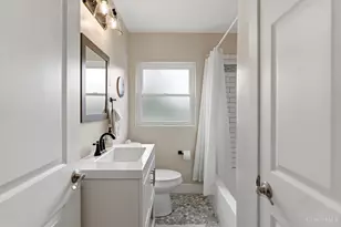 3947 Holman Cir, Silverton, OH 45236 - Photo 25
