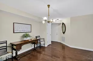9940 Shorewood Ln, Sharonville, OH 45241 - Photo 11