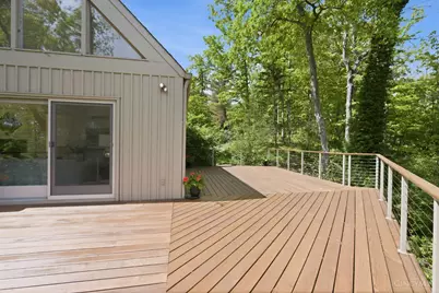 9546 Cunningham Road, Indian Hill, OH 45243 - Photo 19