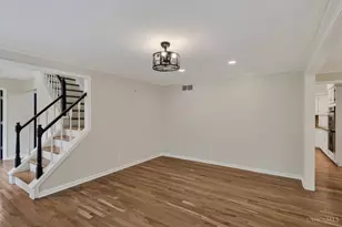 8453 Greenleaf Dr, Anderson Township, OH 45255 - Photo 15