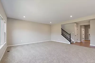 2527 Buchanan Drive, Hamilton Township, OH 45152 - Photo 9