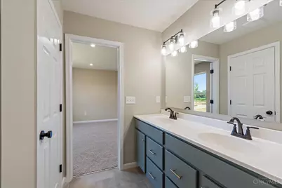 2527 Buchanan Drive, Hamilton Township, OH 45152 - Photo 19