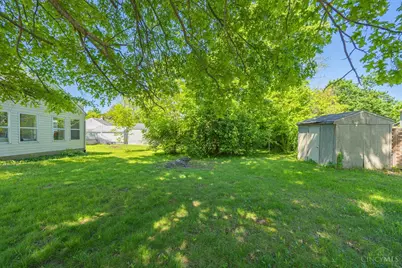 9220 Grandview Avenue, Blue Ash, OH 45242 - Photo 27