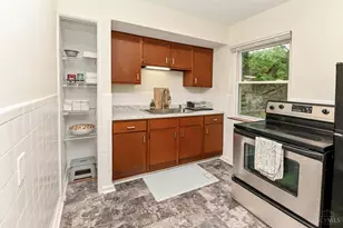 3680 Brotherton Rd, Cincinnati, OH 45209 - Photo 9