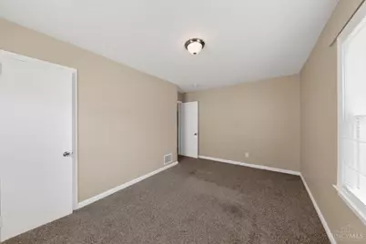 618 Coralie Avenue, Hamilton, OH 45013 - Photo 9