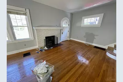2995 Linwood Avenue, Cincinnati, OH 45208 - Photo 3
