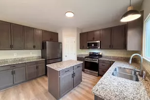 4189 Black Bear Dr, Turtle Creek Township, OH 45036 - Photo 9