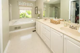 5601 Autumn Wynd Ln, Miami Township, OH 45150 - Photo 53