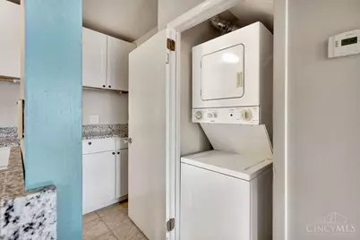 2364 Gladstone Avenue, Cincinnati, OH 45202 - Photo 11