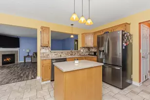 109 Zachary Dr, Williamsburg Township, OH 45176 - Photo 5