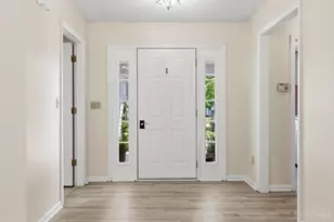8812 Arrowcreek Dr, Washington Township, OH 45054 - Photo 5