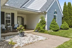 8812 Arrowcreek Dr, Washington Township, OH 45054 - Photo 3