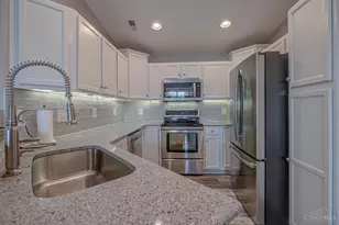 7629 Skyview Cir, Green Township, OH 45248 - Photo 9