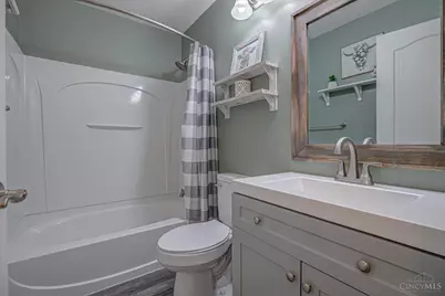 7629 Skyview Circle, Green Township, OH 45248 - Photo 15