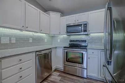 7629 Skyview Circle, Green Township, OH 45248 - Photo 11
