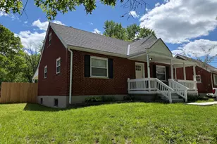 1175 Madeleine Cir, Springfield Township, OH 45231 - Photo 3