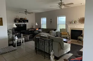 1601 Laura Jean Dr, Hamilton, OH 45013 - Photo 9