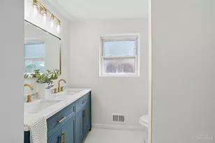6733 Stoll Ln, Silverton, OH 45236 - Photo 27