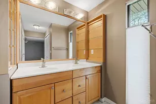 9178 Woodstream Ln, Washington Twp, OH 45458 - Photo 9
